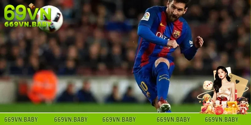 Đá phạt gián tiếp là tình huống thường gặp trên sân cỏ